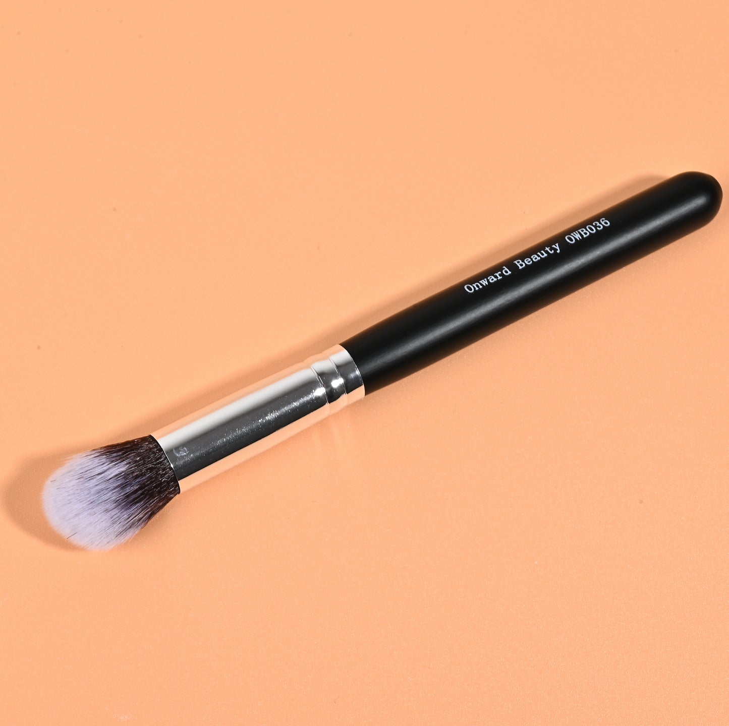 Under Eye Bullet Powder Brush