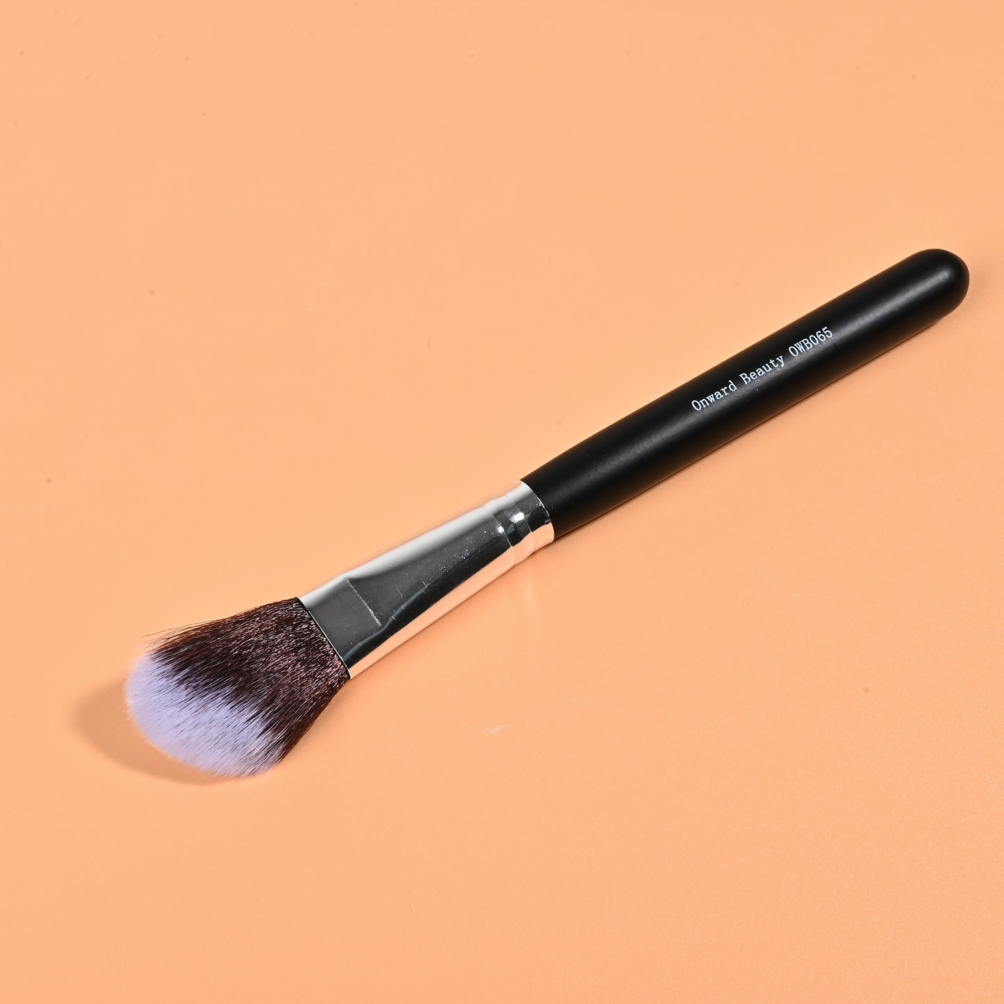 Big Contour Blush Brush